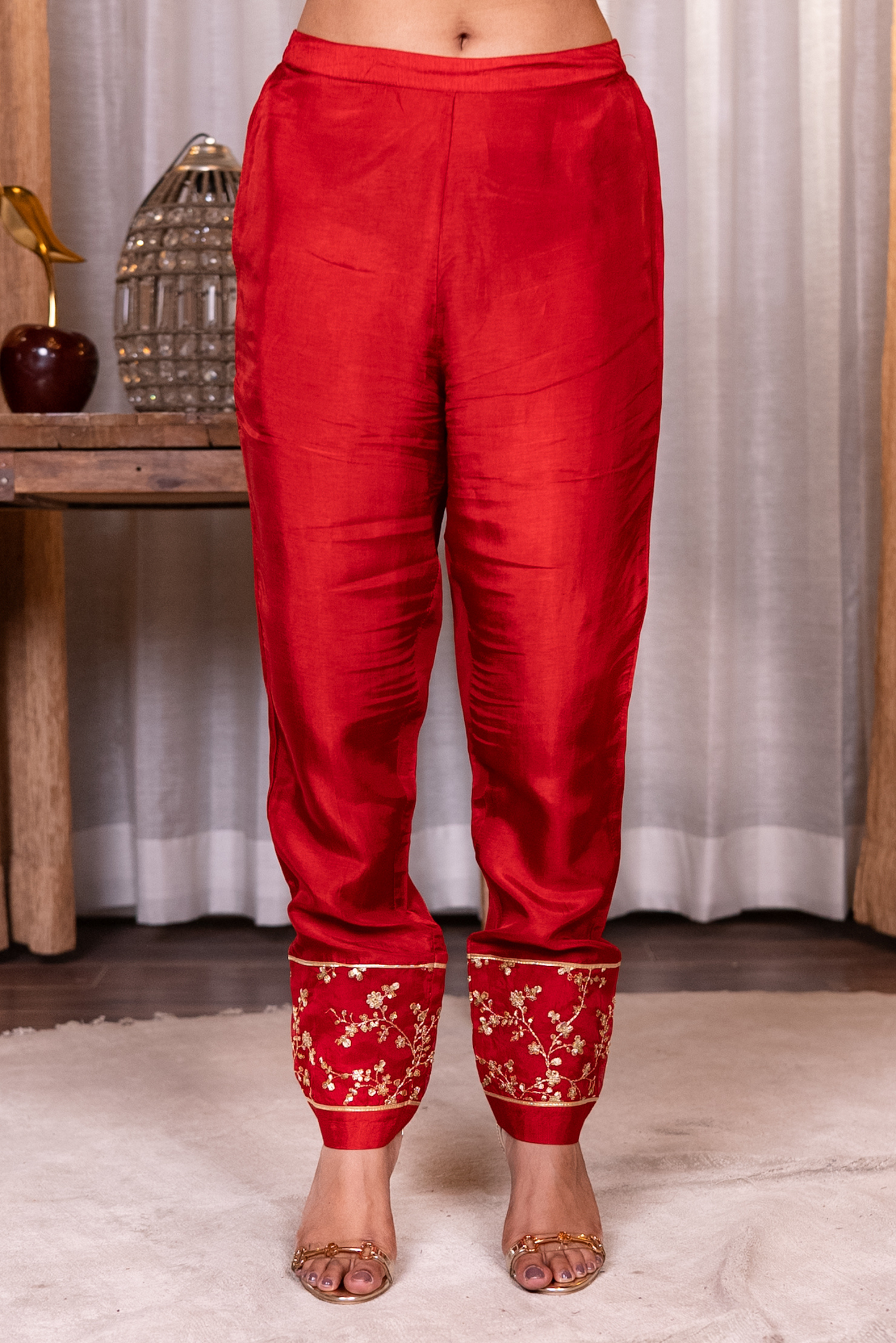 A line embroiderd kurta with pant and dupatta