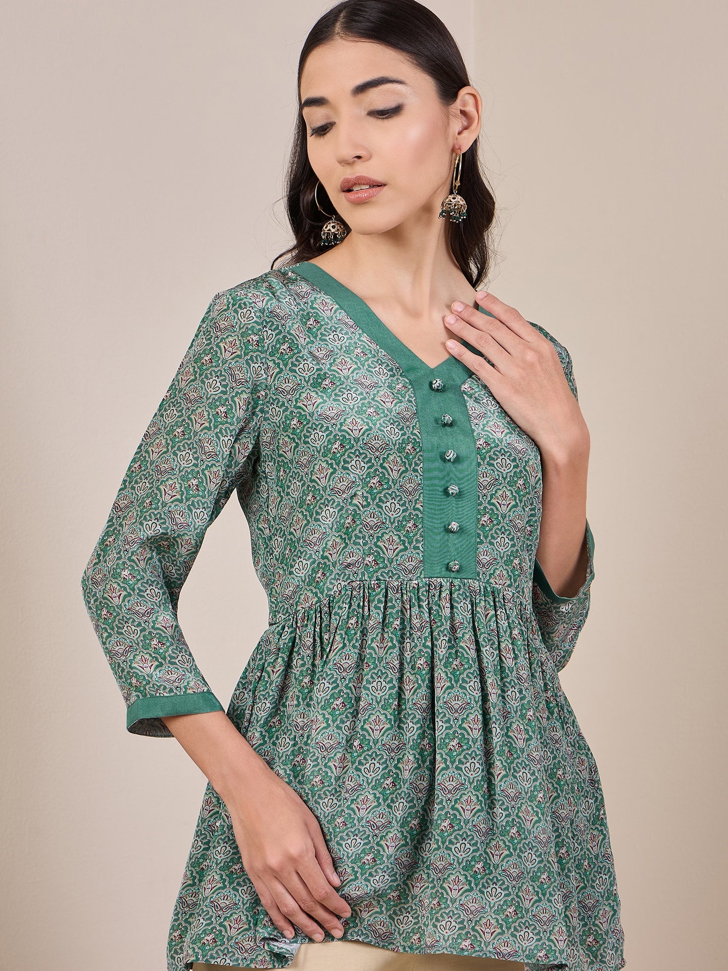 Ethnic Motifs Printed V-Neck Pleated Anarkali Kurti