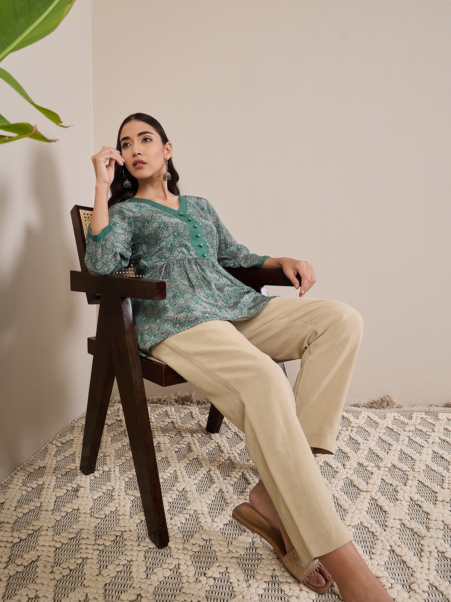Ethnic Motifs Printed V-Neck Pleated Anarkali Kurti