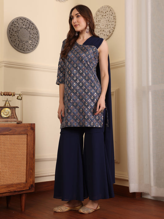 Women Embroidered Regular Sequinned Kurta with Palazzos