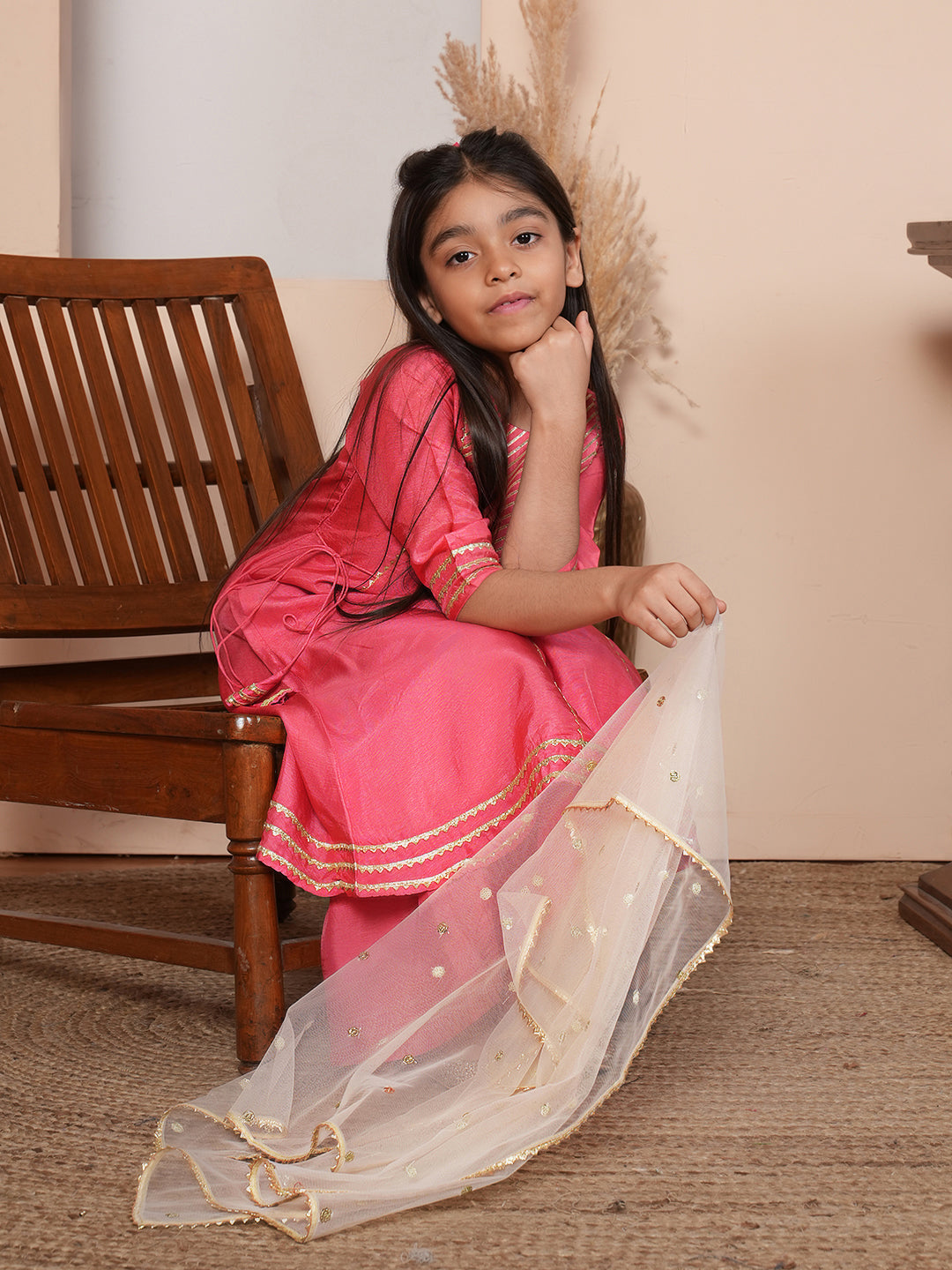 Pink kurta set with Off white dupatta