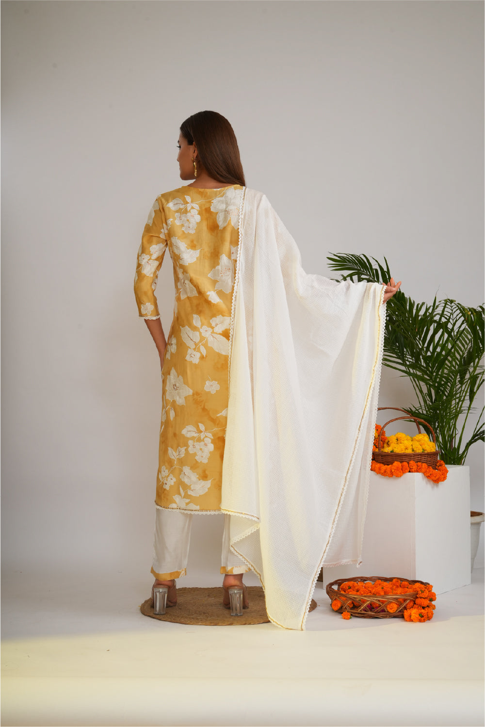 Women Gotta Patti Pure Cotton Kurta with Trousers & Dupatta