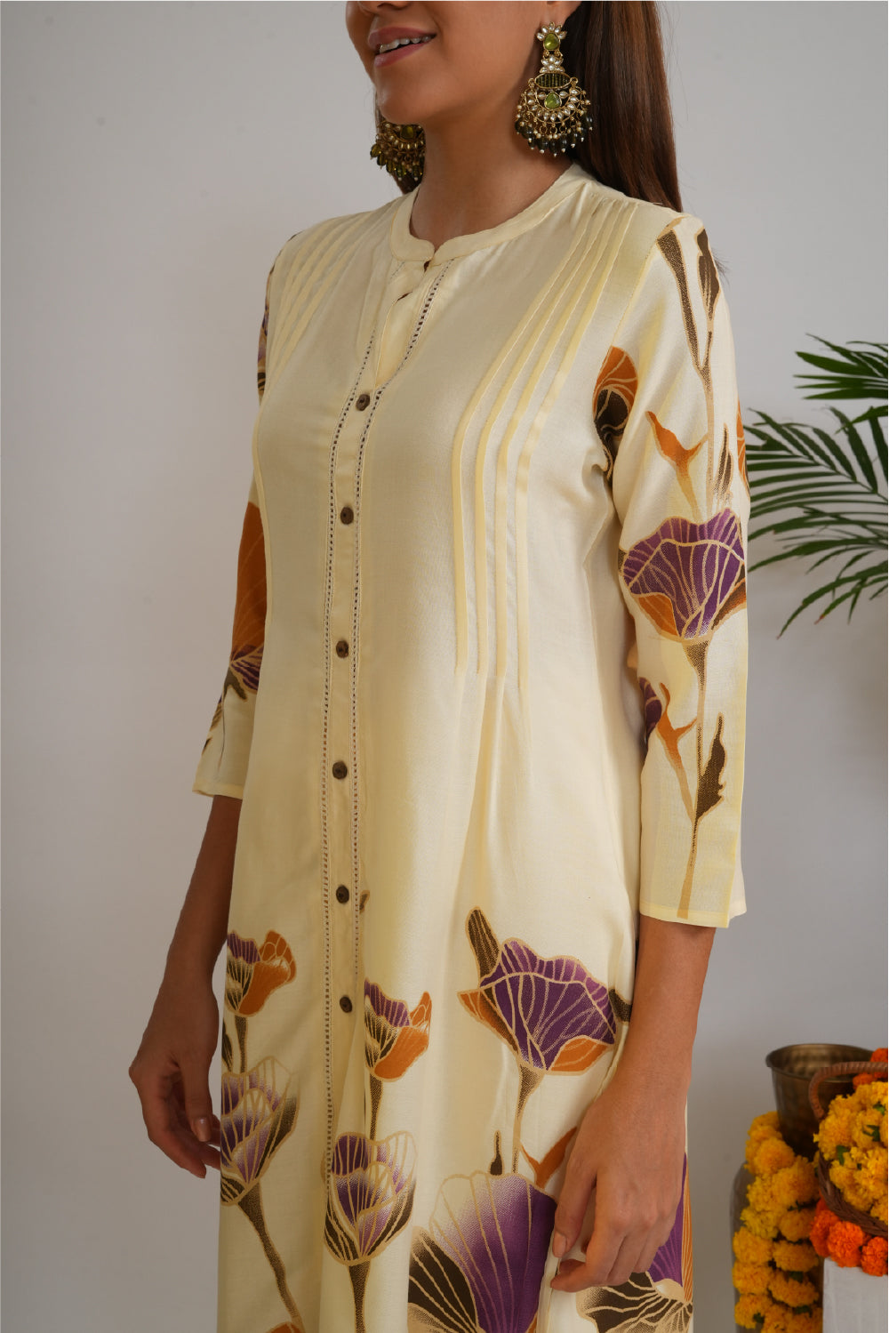 Women Floral Printed Mandarin Collar Regular Pure Cotton Kurta With Trousers