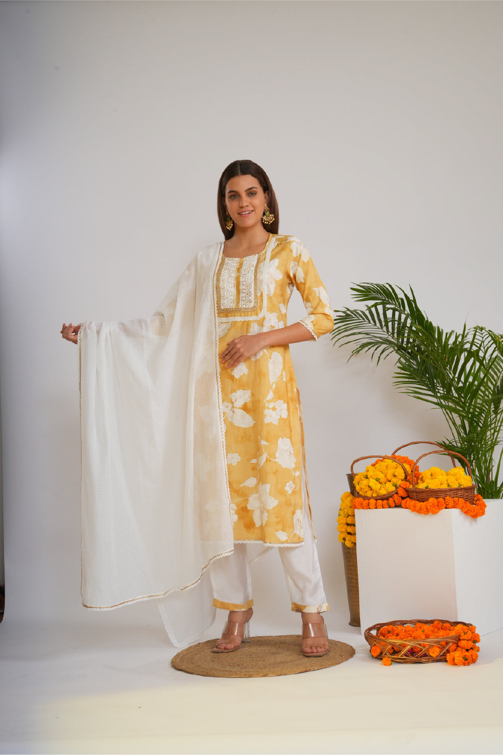 Women Gotta Patti Pure Cotton Kurta with Trousers & Dupatta