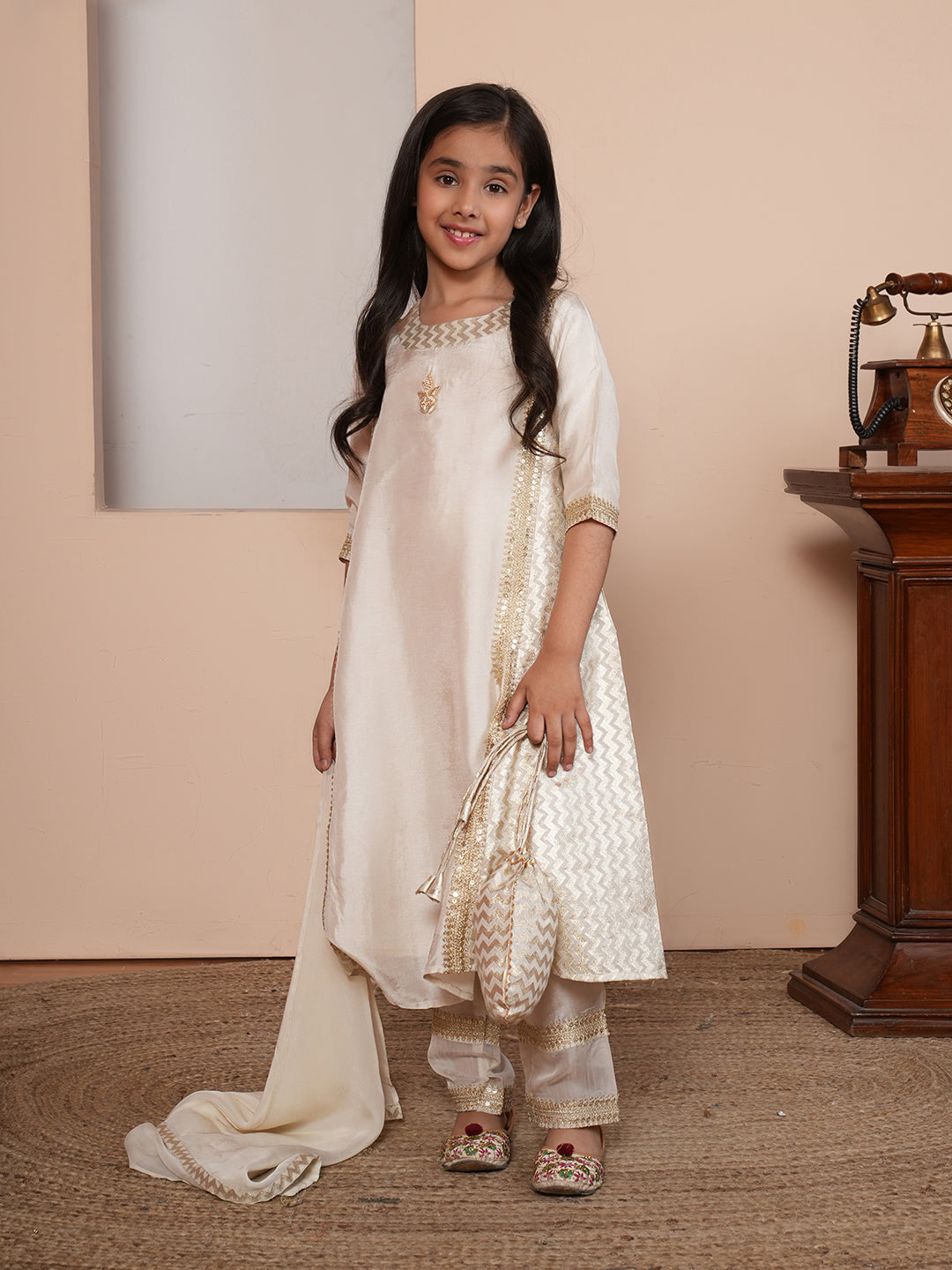 Girls Solid Embroidered Kurta with Pyjama & Dupatta