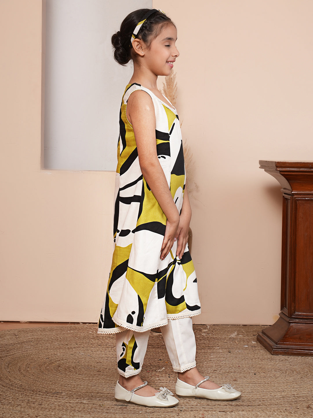 Floral printed white kurta set