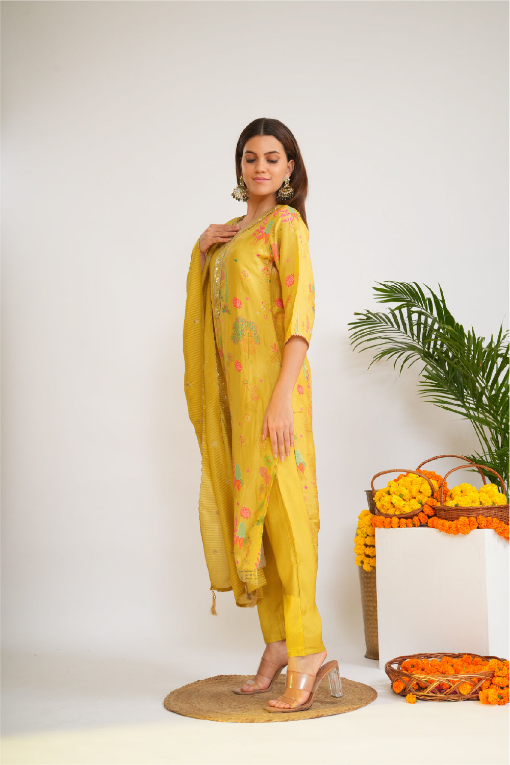 Women Floral Printed Regular Mirror Work Kurta with Trousers & With Dupatta