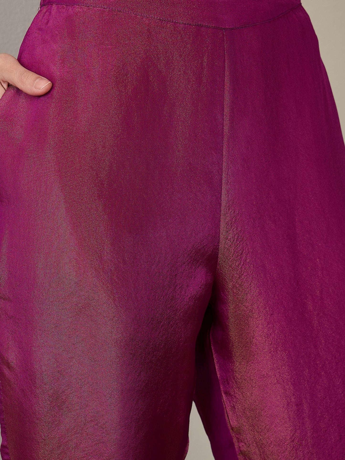 Women Regular Kurta with Trousers