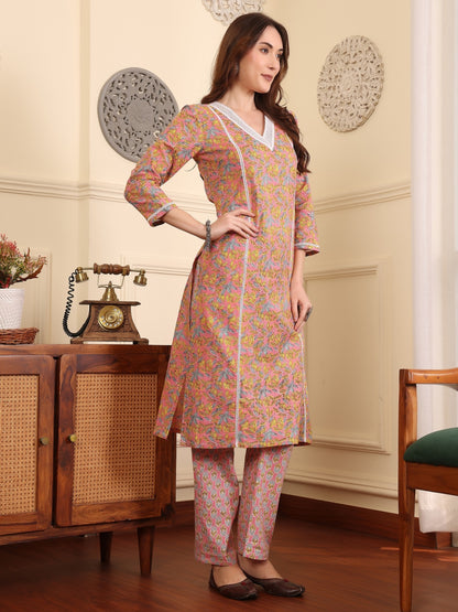 Women Floral Printed Regular Thread Work Pure Cotton Kurta with Trousers