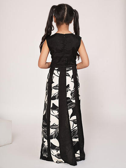 Black and white floral printed dress