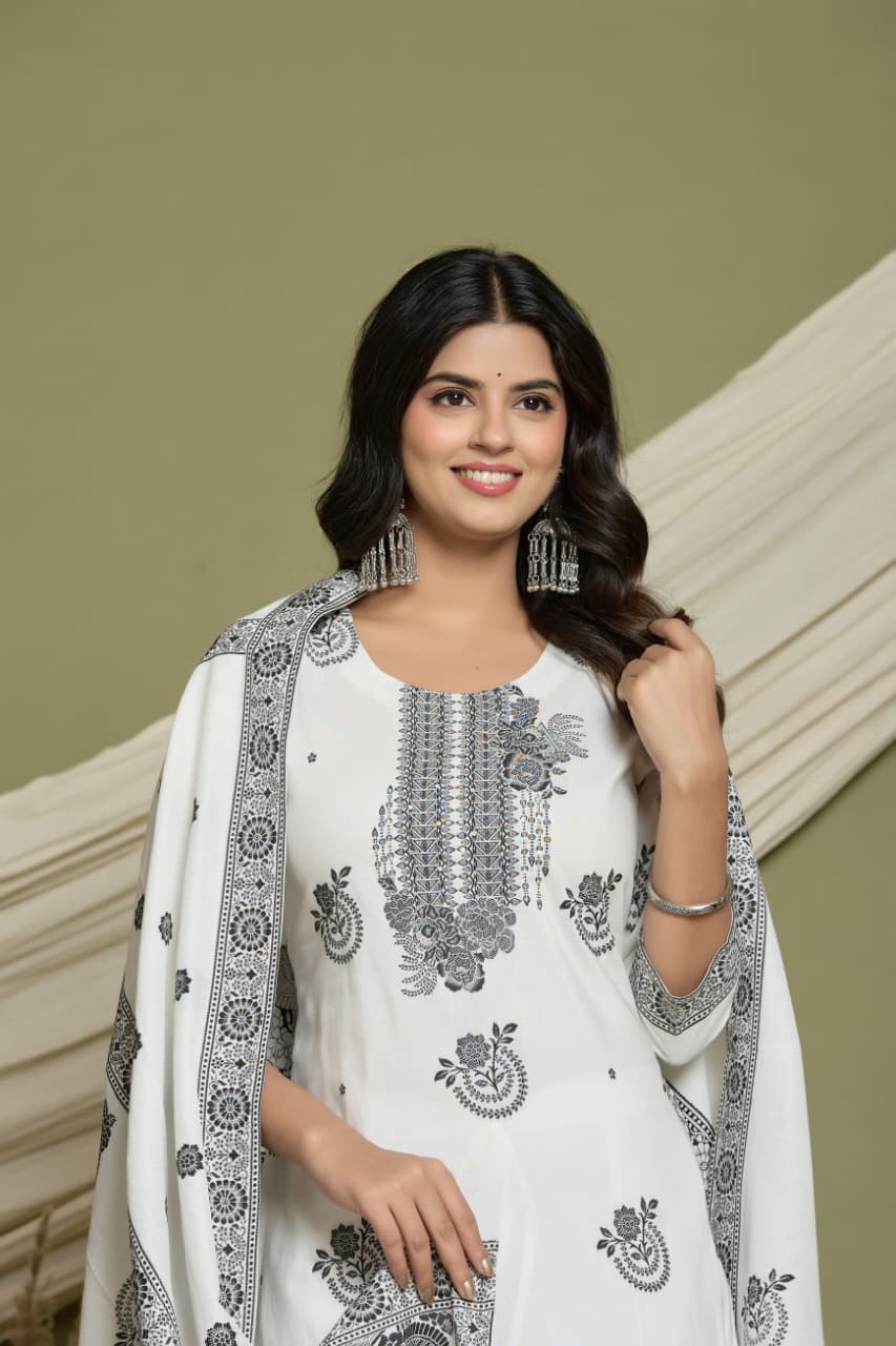 Women Ethnic Motifs Printed Cotton Kurta with Trousers & Dupatta