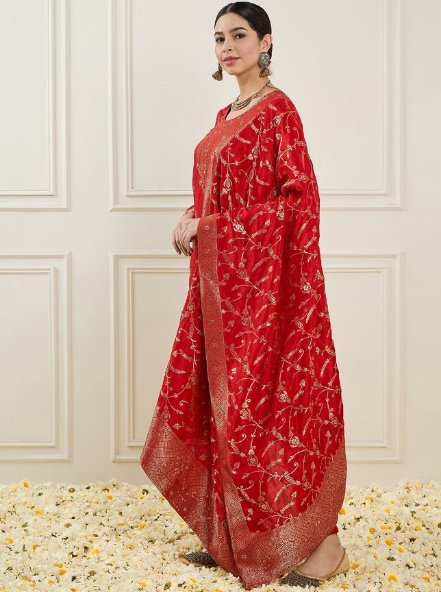 Ethnic Motifs Printed Regular Pure Silk Kurta With Trousers & Dupatta