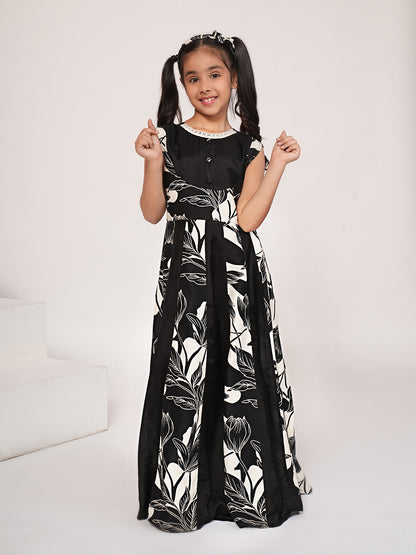 Black and white floral printed dress