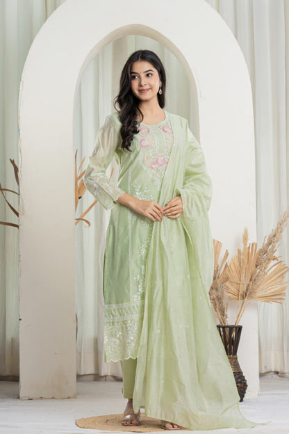 Women Floral Embroidered Kurta with Trousers & Dupatta