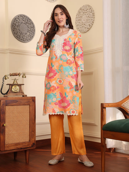 Women Floral Printed Regular Patchwork Pure Cotton Kurta with Trousers
