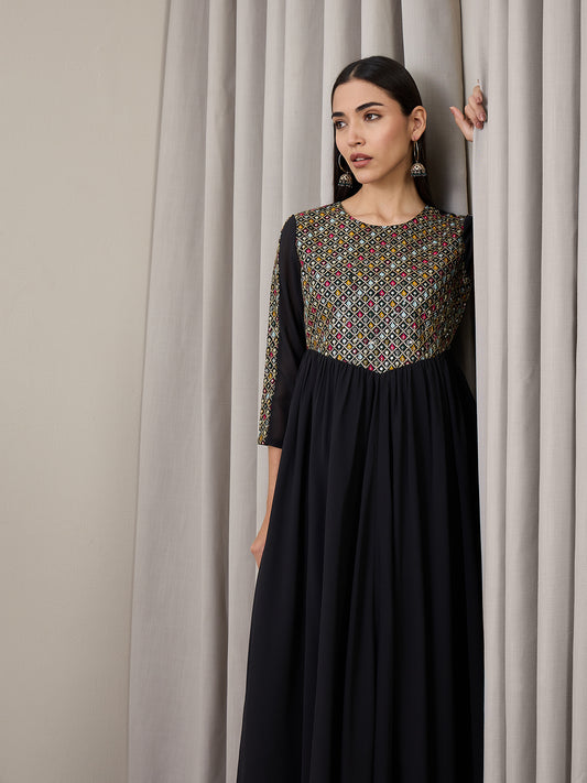 Women Embroidered Empire Kurta with Trousers